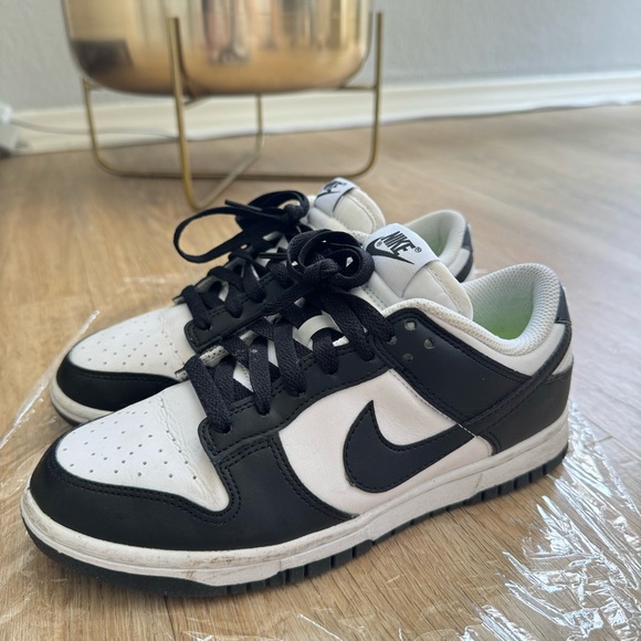Nike dunk low panda Size 5.5 - Picture 6 of 10